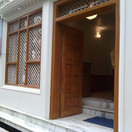 Dynasty Guest House Varanasi Eksteriør bilde