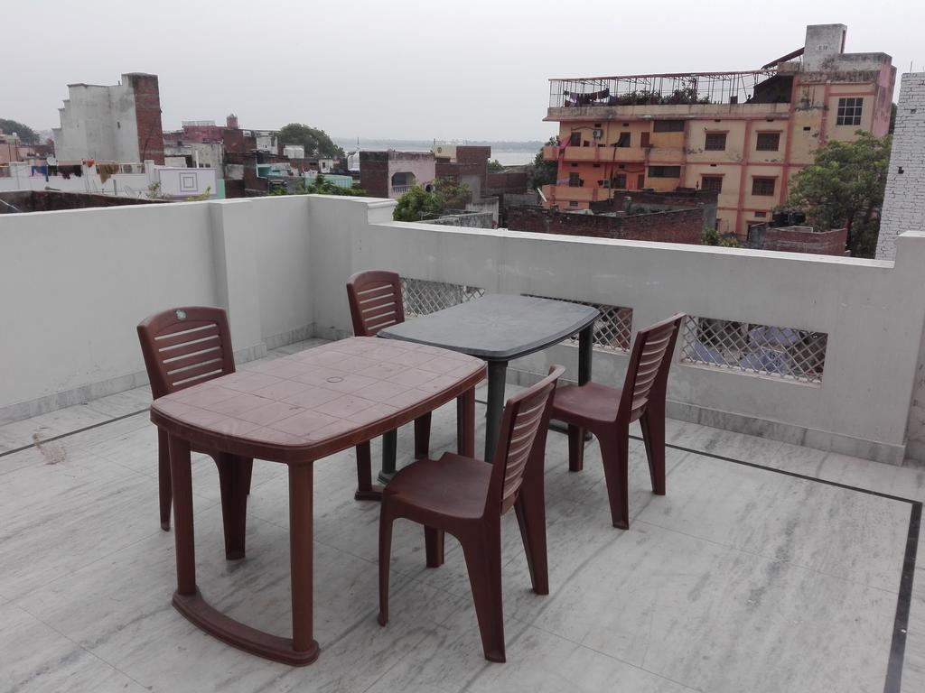 Dynasty Guest House Varanasi Eksteriør bilde