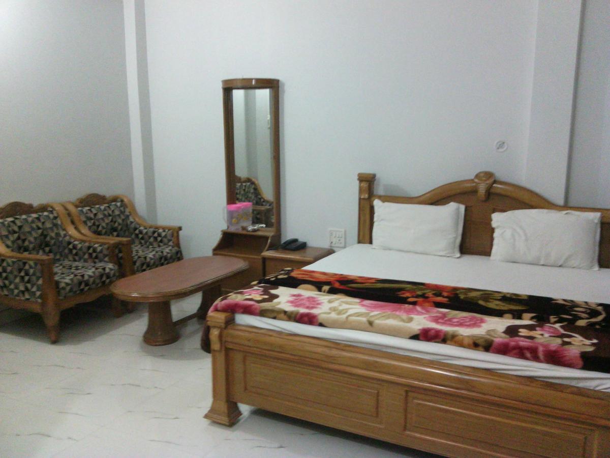 Dynasty Guest House Varanasi Eksteriør bilde